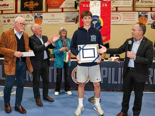 Premio Predonzan a Pedro Faelli Bernal-4.jpg